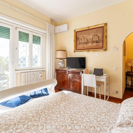 Hotel Colombo Penthouse Wi Fi Netflix Ac Roma Exterior foto