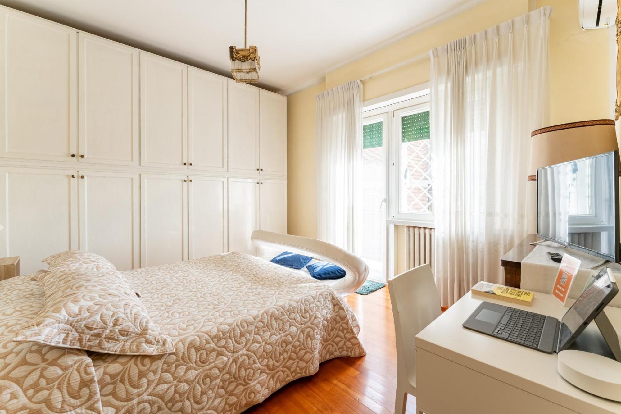Hotel Colombo Penthouse Wi Fi Netflix Ac Roma Exterior foto